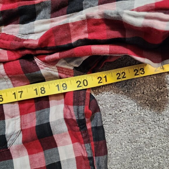 DKNY Classic Fit Button Shirt Medium Long Sleeve Checkered Striped Lightweight - Picture 9 of 11